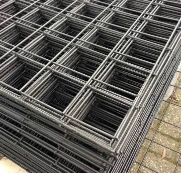 Stainless Steel Razor Wire： Modern Choices for Safety Barriers